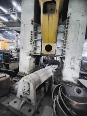 Pressa per forgiatura a caldo NKMZ Kramatorsk 6300 - 6300 ton (Foto 6)