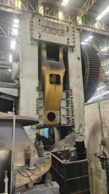 Pressa per forgiatura a caldo NKMZ Kramatorsk 6300 - 6300 ton (Foto 9)